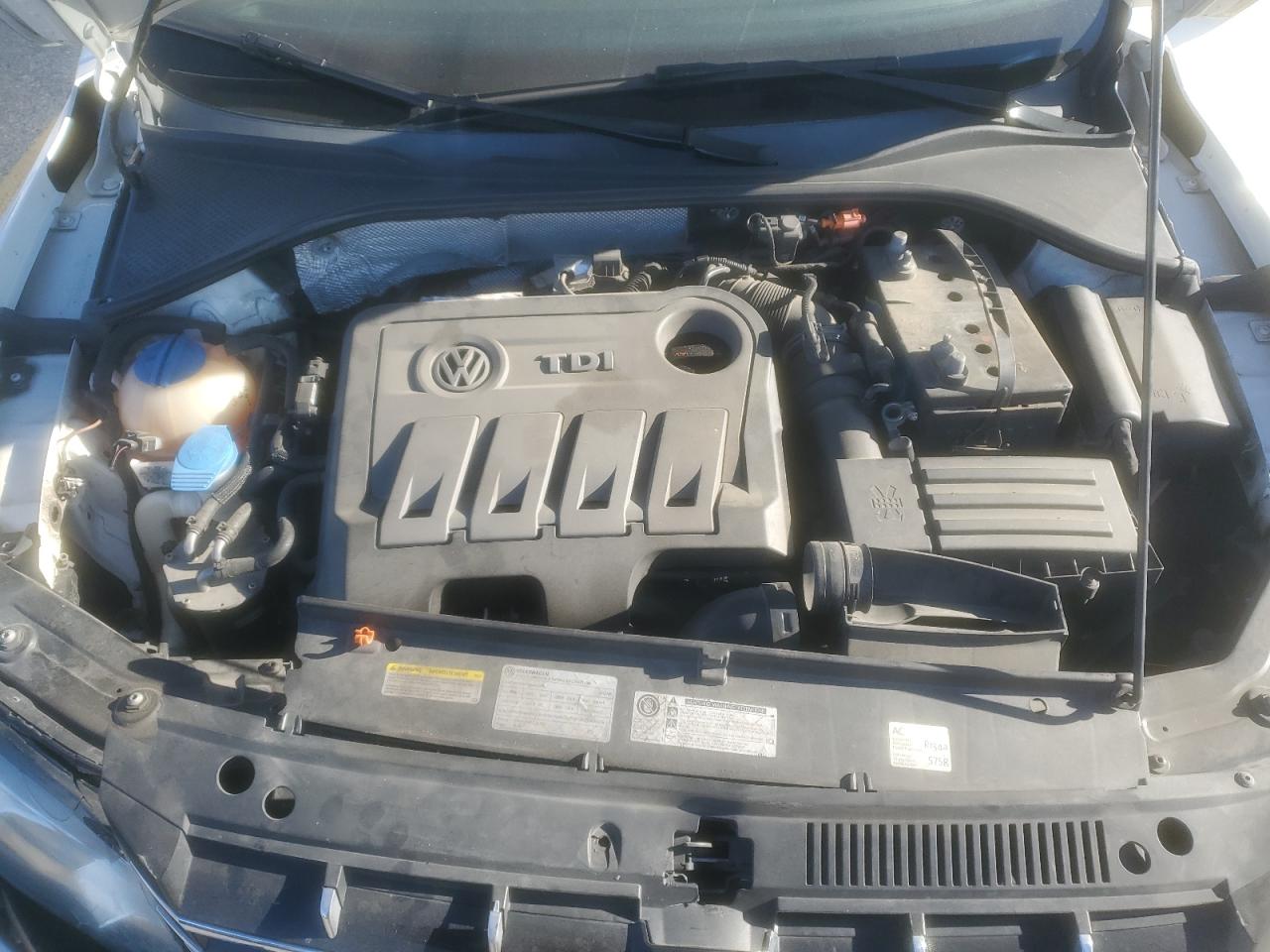 2013 Volkswagen Passat Sel VIN: 1VWCN7A36DC068370 Lot: 92043205