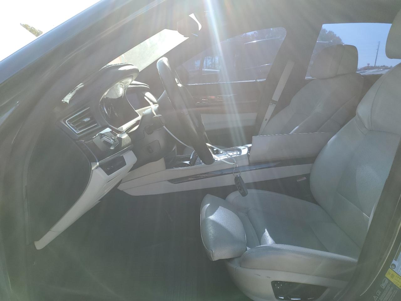 2011 BMW 750 Lxi VIN: WBAKC8C54BC432112 Lot: 92916225