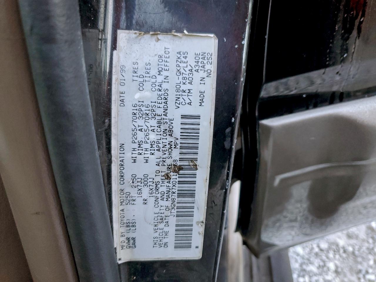 1999 Toyota 4Runner Limited VIN: JT3GN87R7X0110268 Lot: 94483465