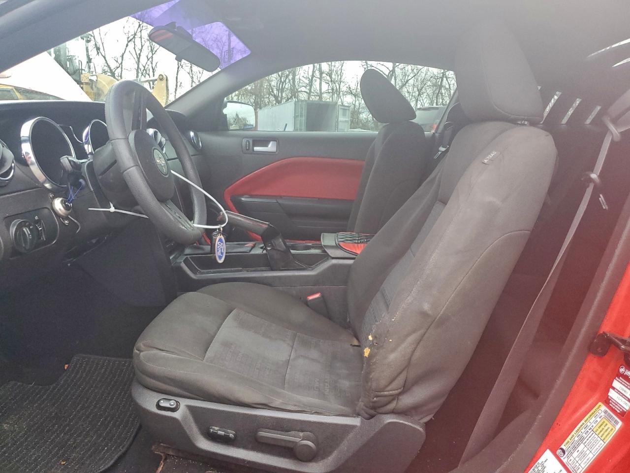 2008 Ford Mustang VIN: 1ZVHT80N085125631 Lot: 94280625