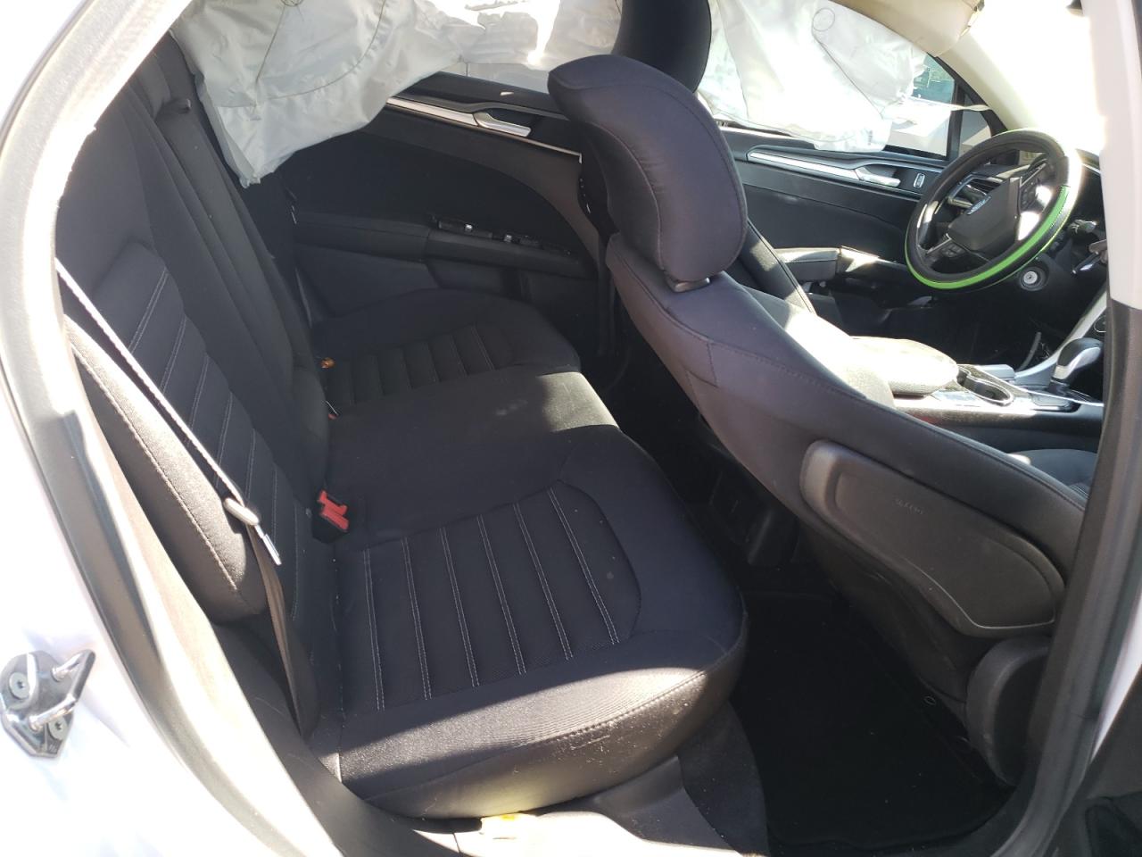 2015 Ford Fusion Se VIN: 3FA6P0H77FR228972 Lot: 92451455