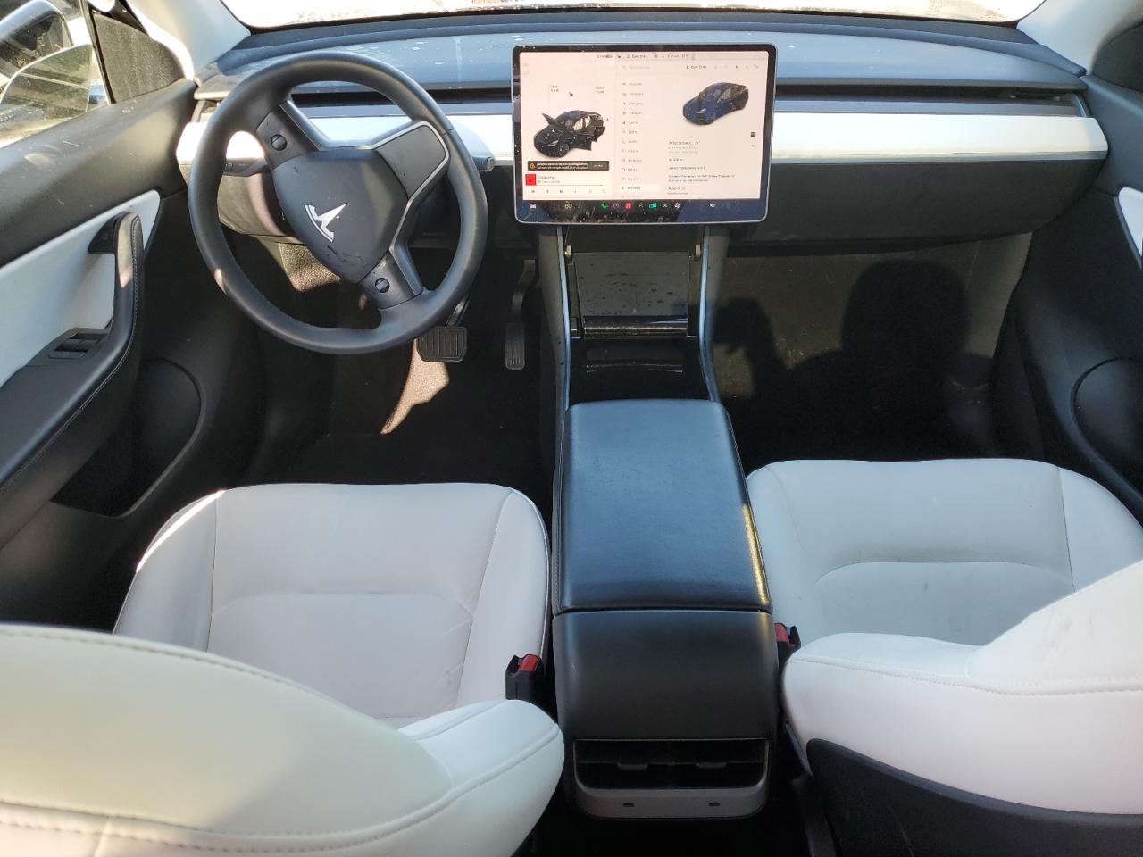 2021 Tesla Model Y VIN: 5YJYGDEE0MF093071 Lot: 93478355