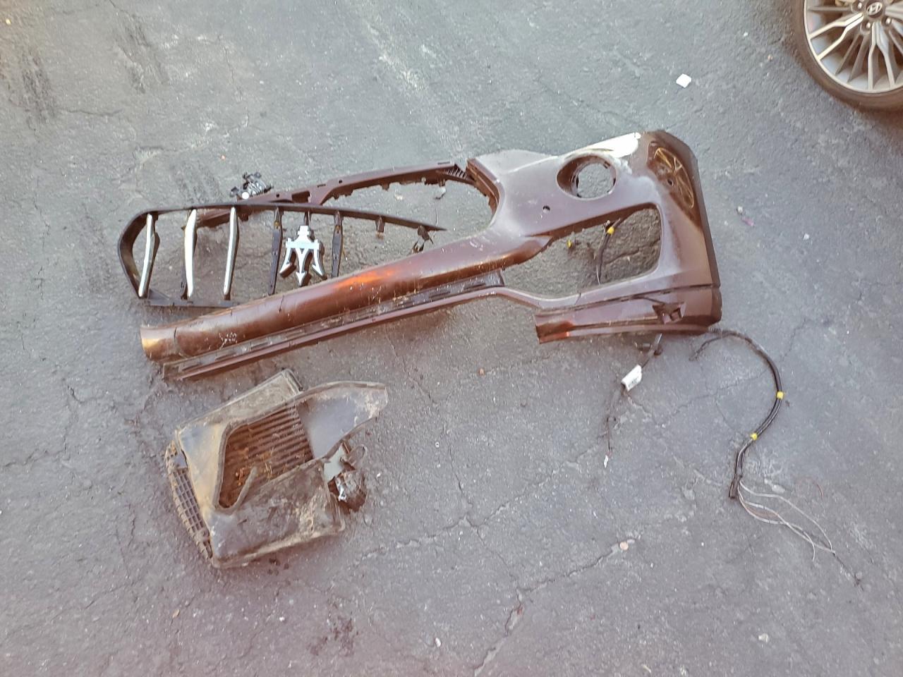 2017 Maserati Levante VIN: ZN661XUA8HX218076 Lot: 93856175