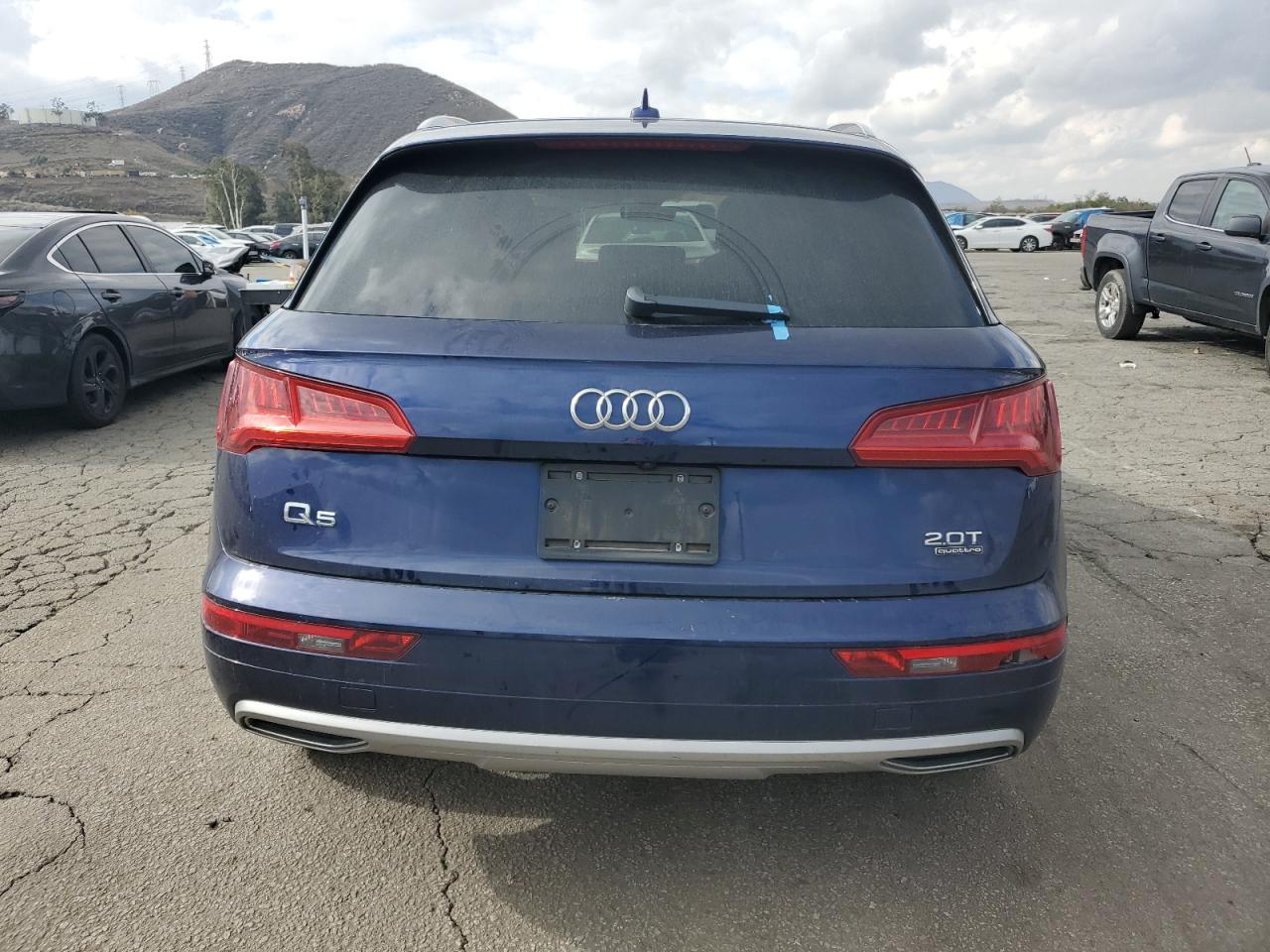 2018 Audi Q5 Premium VIN: WA1ANAFY7J2044215 Lot: 93751765