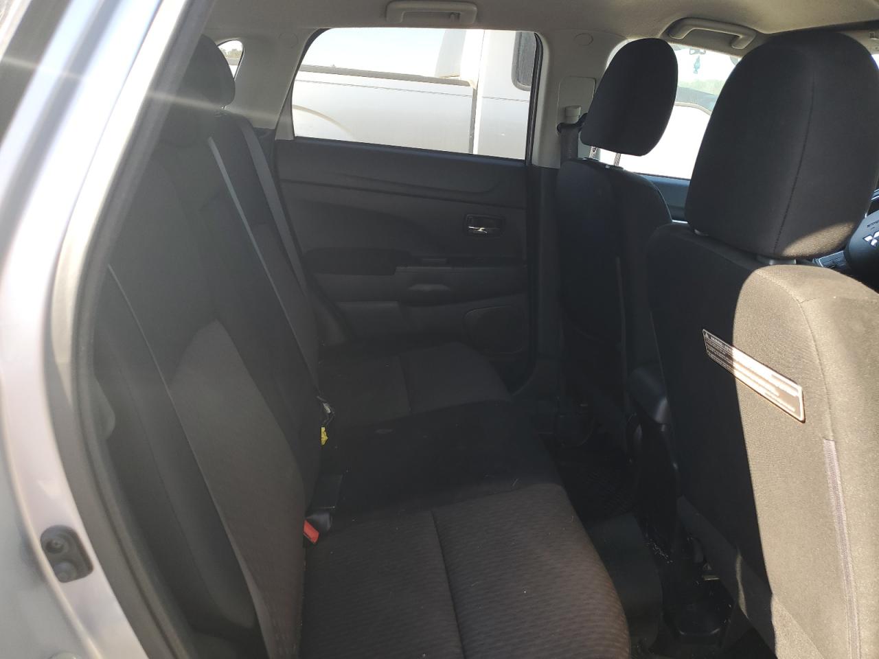 2017 Mitsubishi Outlander Sport Es VIN: JA4AP3AU0HZ031866 Lot: 92050775