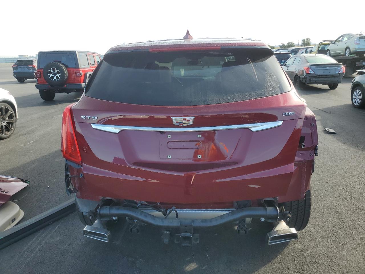 2017 Cadillac Xt5 Premium Luxury VIN: 1GYKNCRS8HZ123272 Lot: 92211835