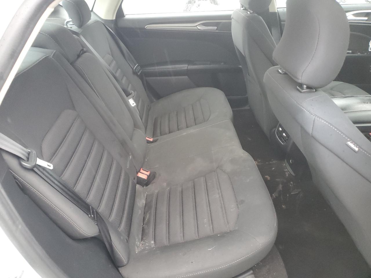 2019 Ford Fusion Se VIN: 3FA6P0LUXKR128517 Lot: 93647925