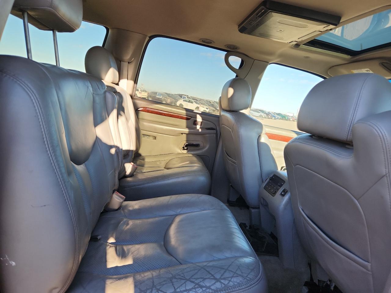 2005 Cadillac Escalade Esv VIN: 3GYFK66NX5G237215 Lot: 91822195