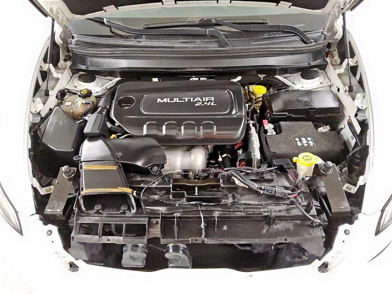 2016 Jeep Cherokee Latitude VIN: 1C4PJMCB5GW262443 Lot: 89928915