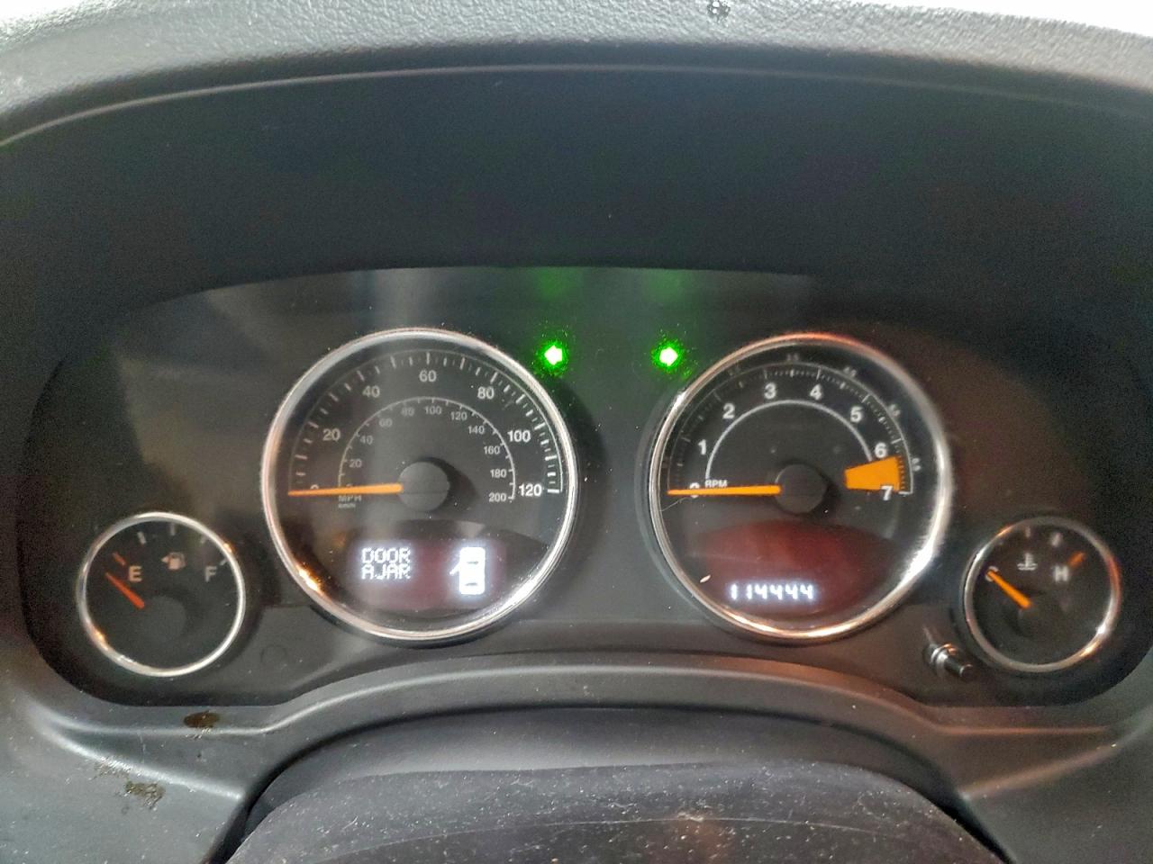 2014 Jeep Compass Limited VIN: 1C4NJCCB1ED652580 Lot: 94750435