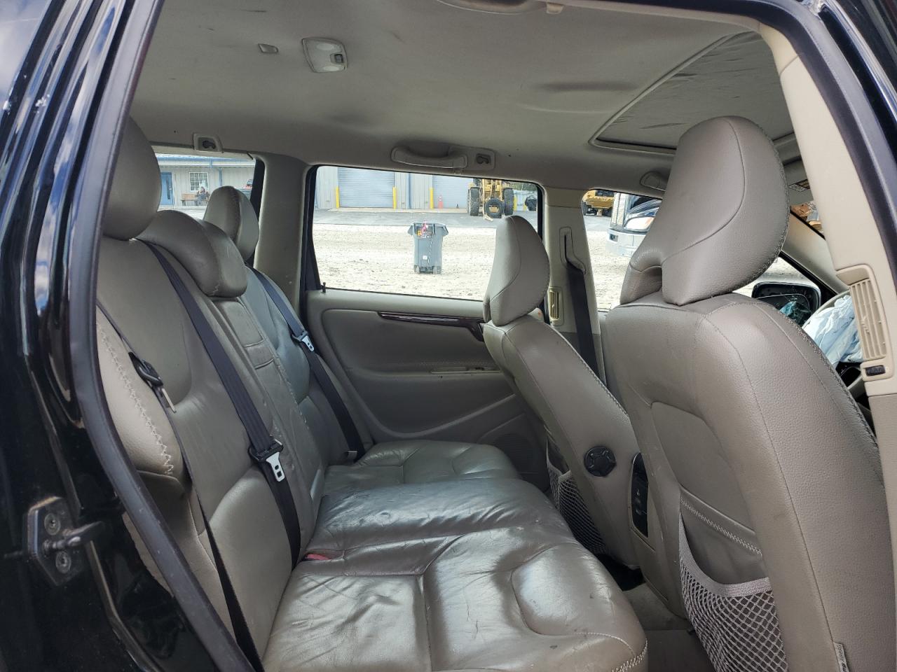 2005 Volvo Xc70 VIN: YV1SZ592251188029 Lot: 92717325