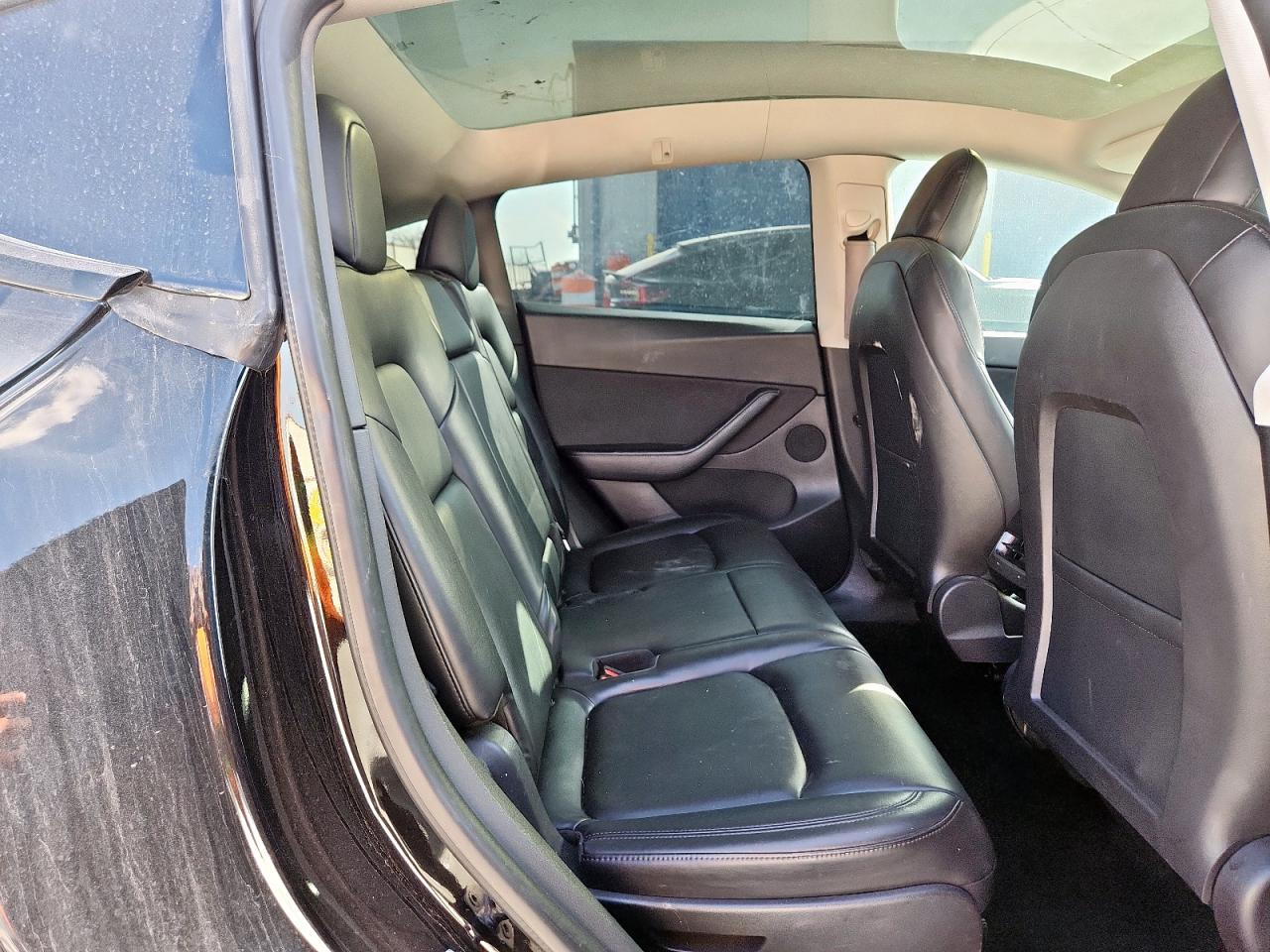 2021 Tesla Model Y VIN: 5YJYGAEE5MF263259 Lot: 91664485