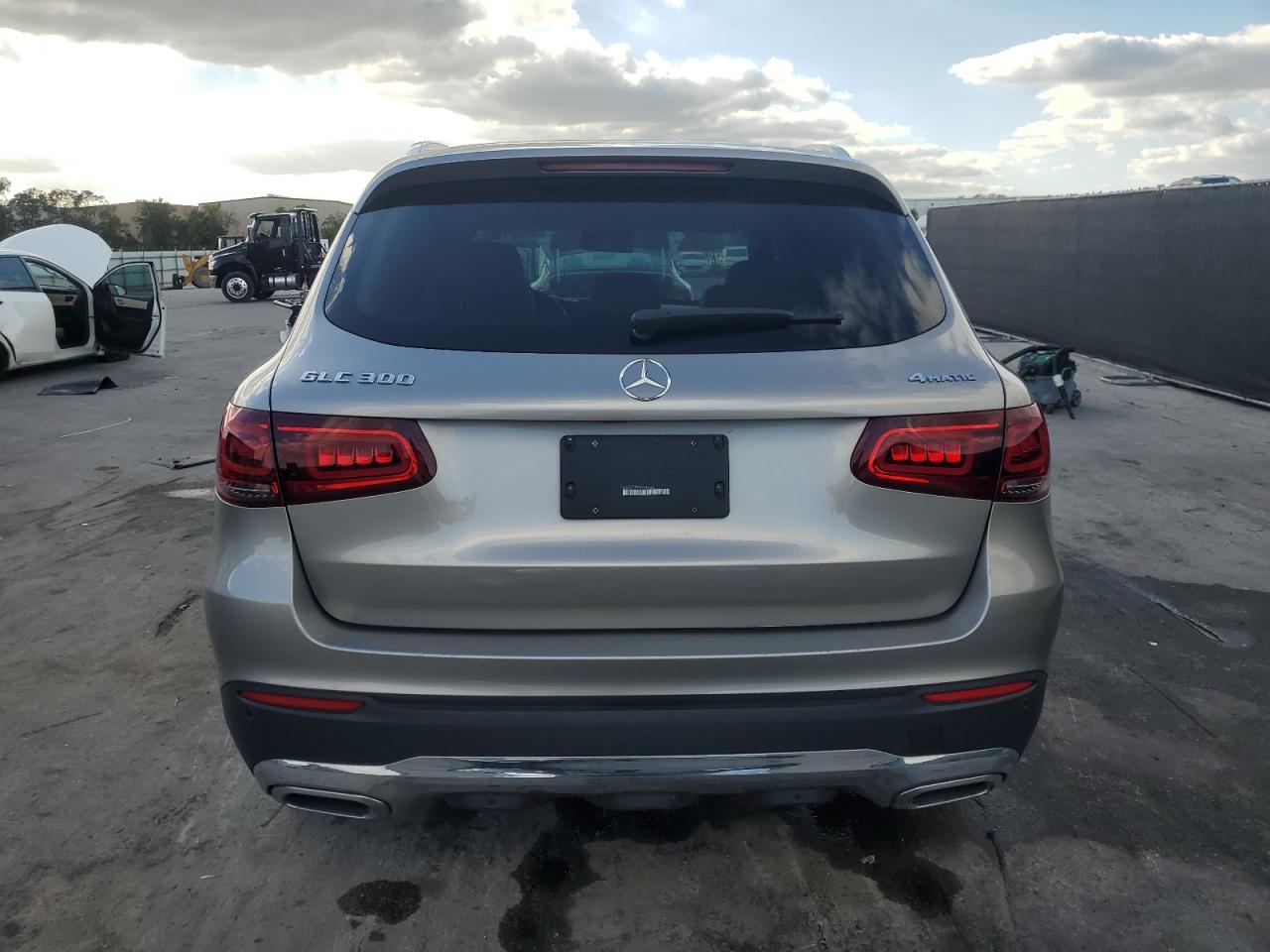 2022 Mercedes-Benz Glc 300 4Matic VIN: W1N0G8EB2NV348468 Lot: 90921485