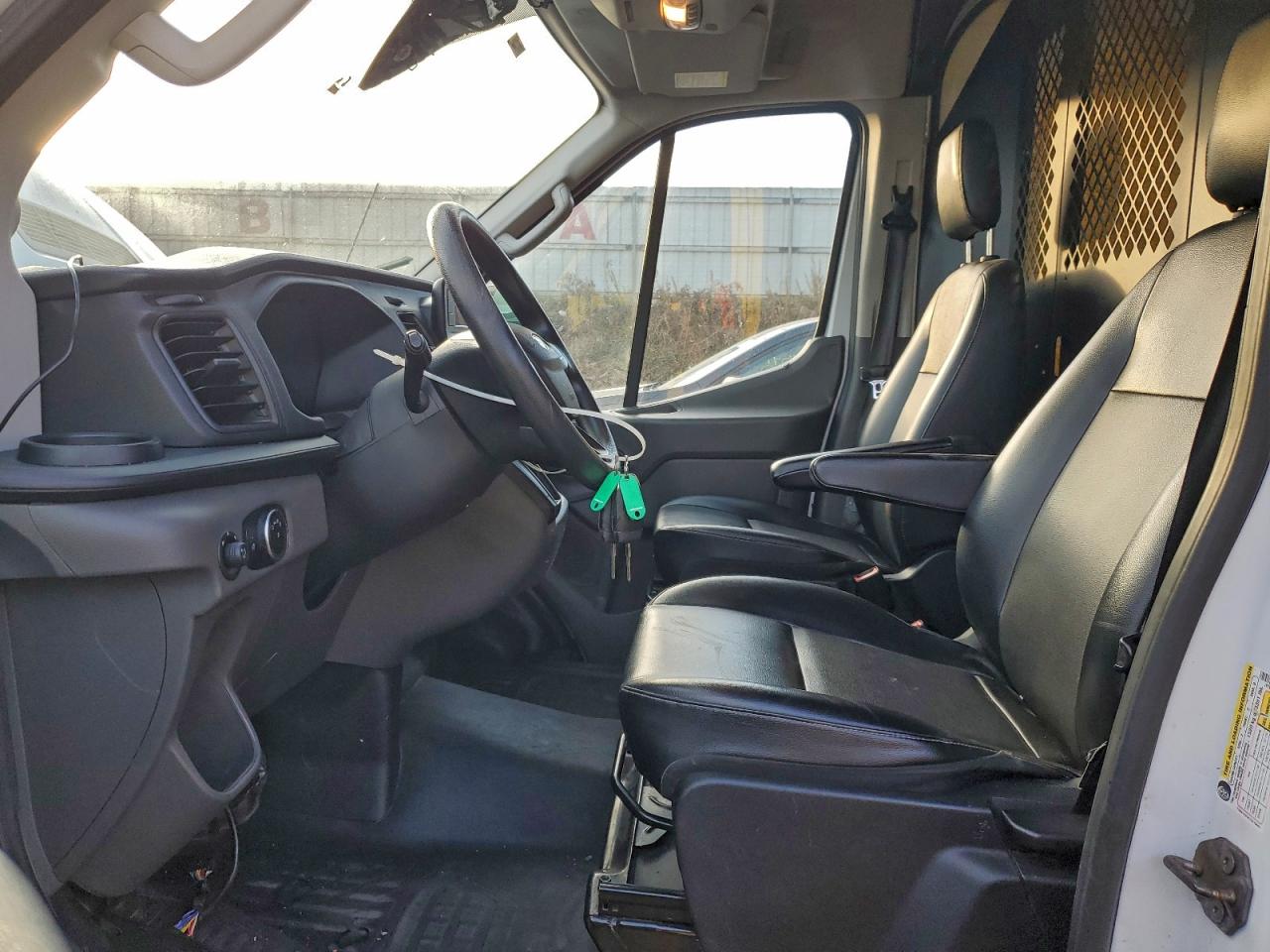 2020 Ford Transit T-250 VIN: 1FTBR2C82LKB67772 Lot: 93858965