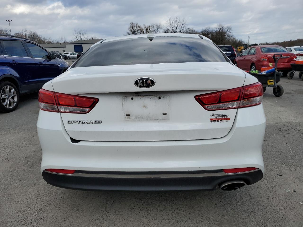 2017 Kia Optima Lx VIN: 5XXGT4L34HG168205 Lot: 92352595