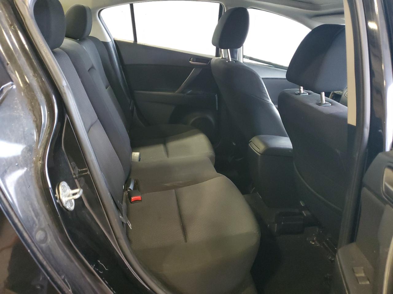 2010 Mazda 3 I VIN: JM1BL1SGXA1162665 Lot: 92795365