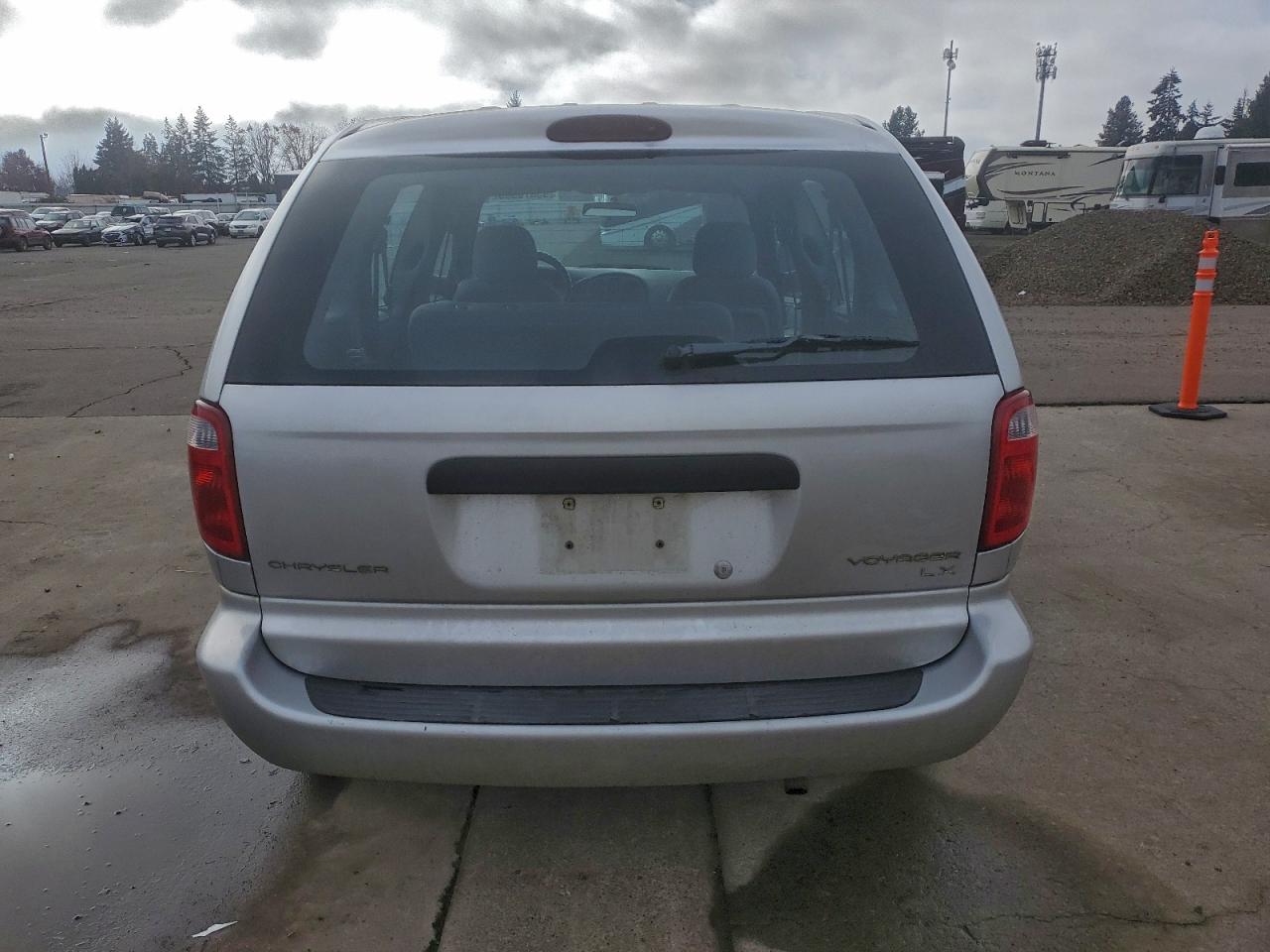 2003 Chrysler Voyager VIN: 1C8GJ25B73B326466 Lot: 93878595