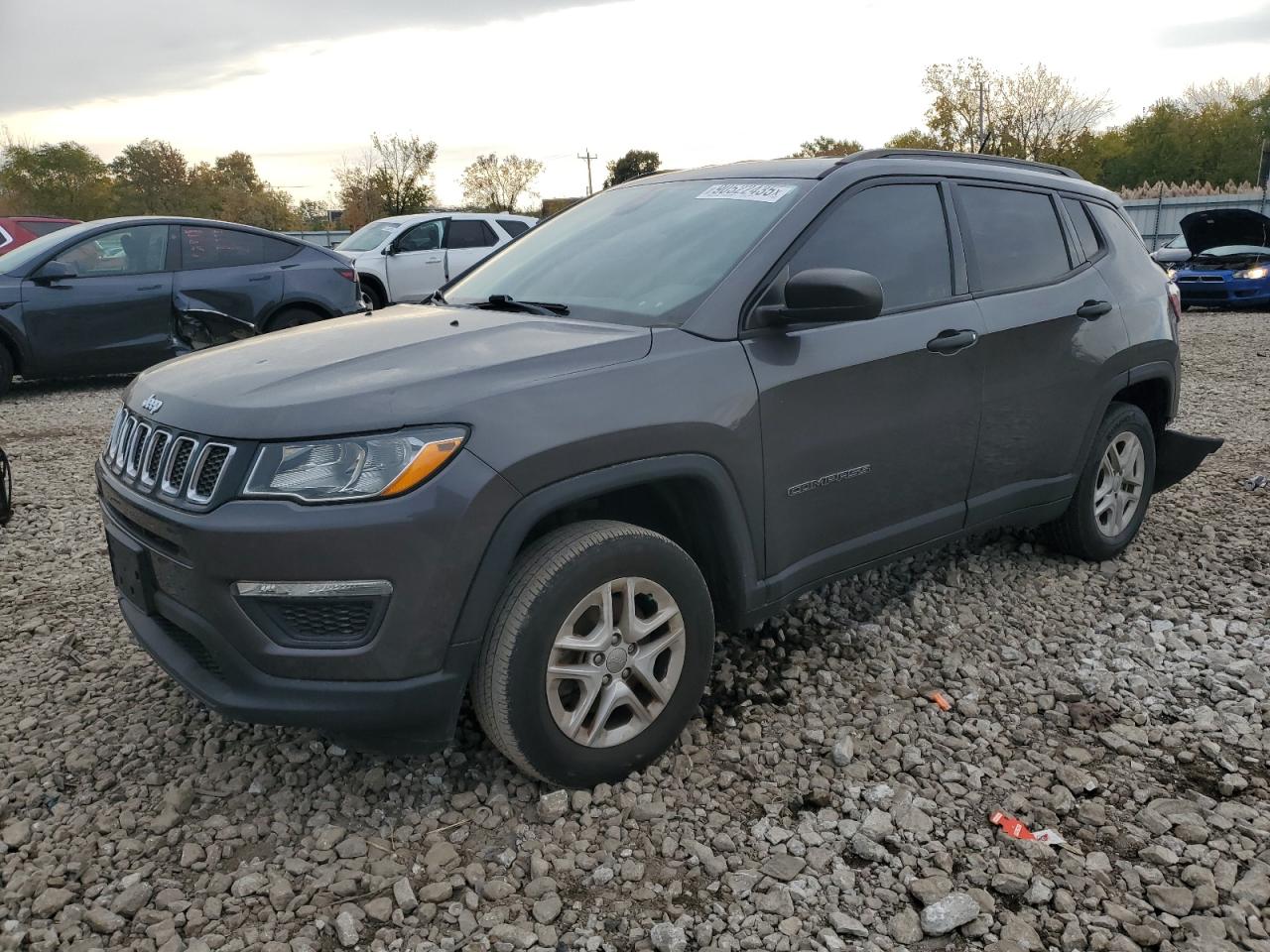 2018 Jeep Compass Sport VIN: 3C4NJDAB5JT131326 Lot: 90522435