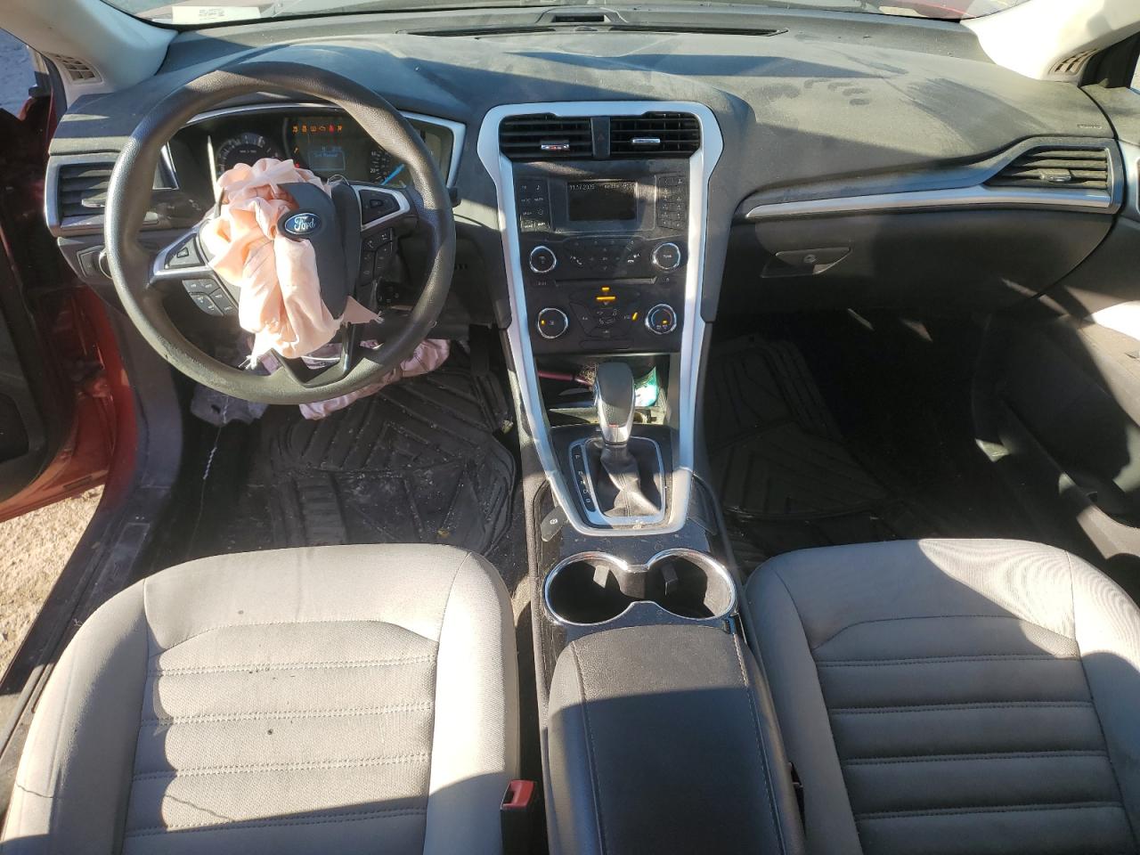 2014 Ford Fusion S VIN: 3FA6P0G70ER201046 Lot: 93225805