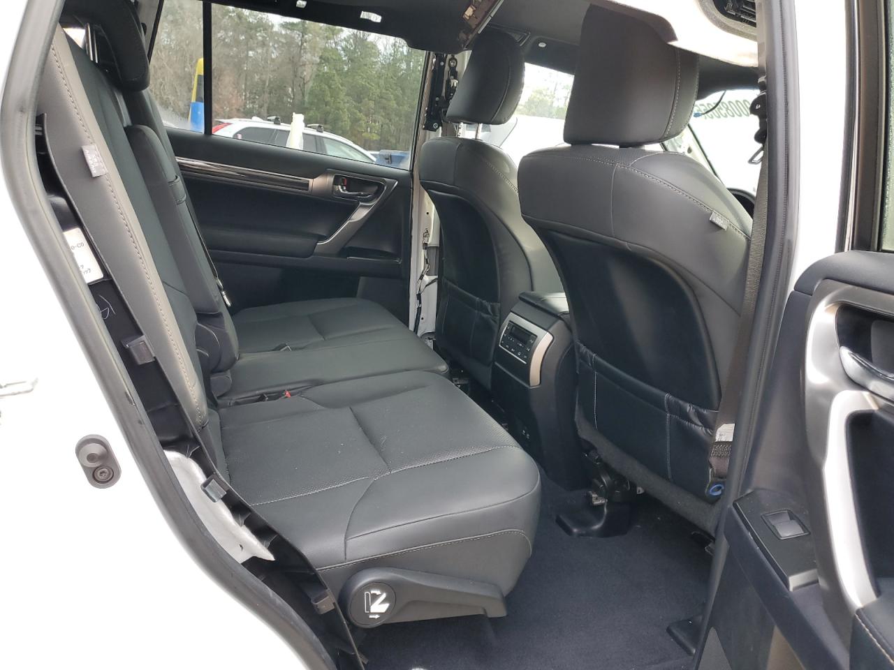 2023 Lexus Gx 460 VIN: JTJAM7BX0P5360990 Lot: 90085055
