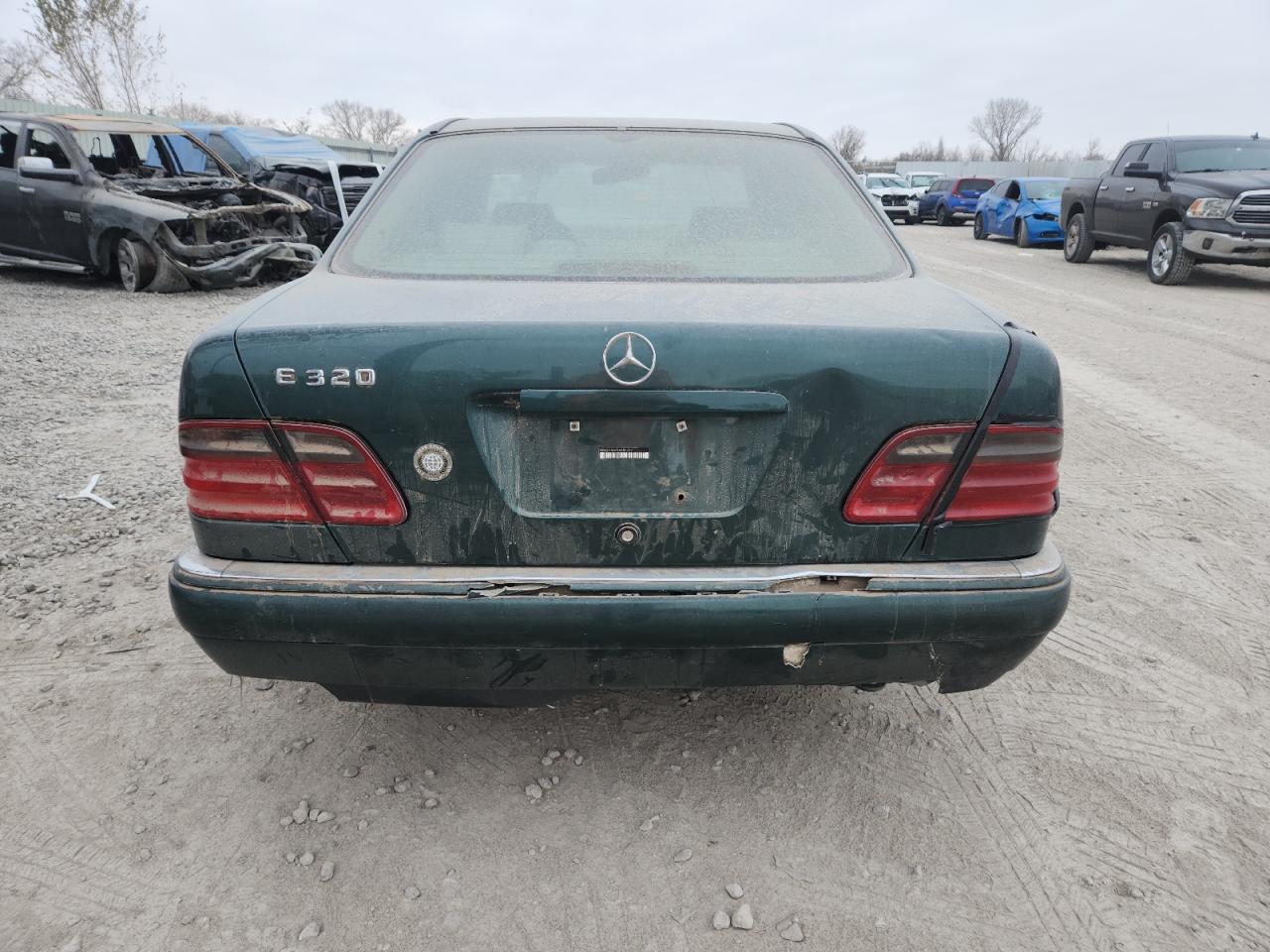 1999 Mercedes-Benz E 320 VIN: WDBJF65H7XA885207 Lot: 93749435