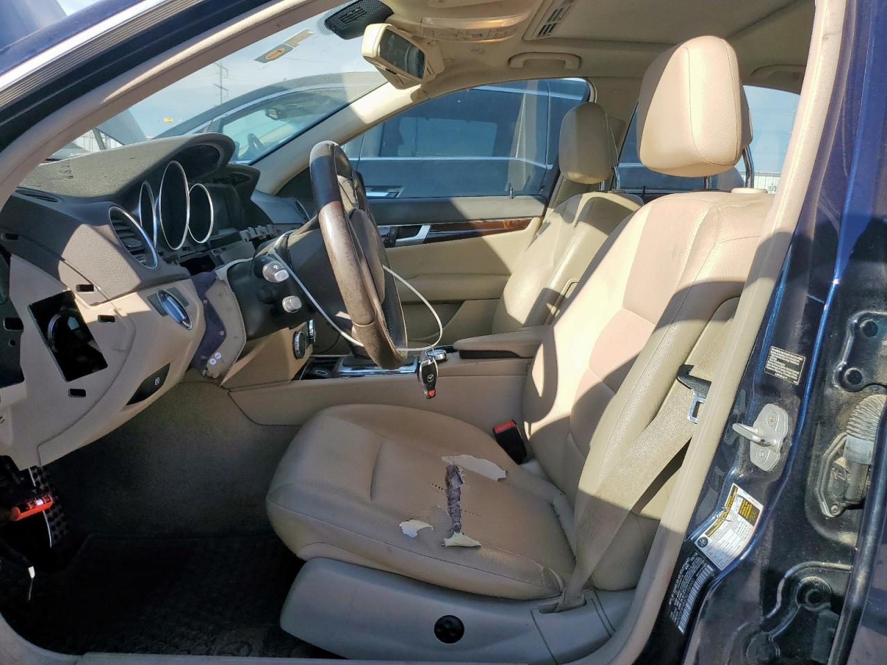 2013 Mercedes-Benz C 250 VIN: WDDGF4HB4DG105900 Lot: 91256065