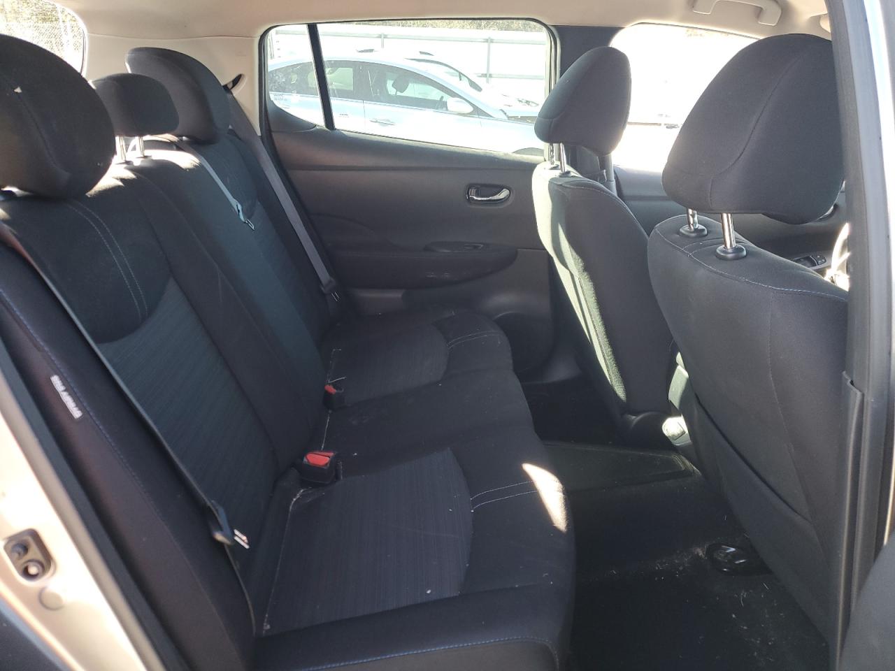 2022 Nissan Leaf S VIN: 1N4AZ1BV7NC556150 Lot: 92015995