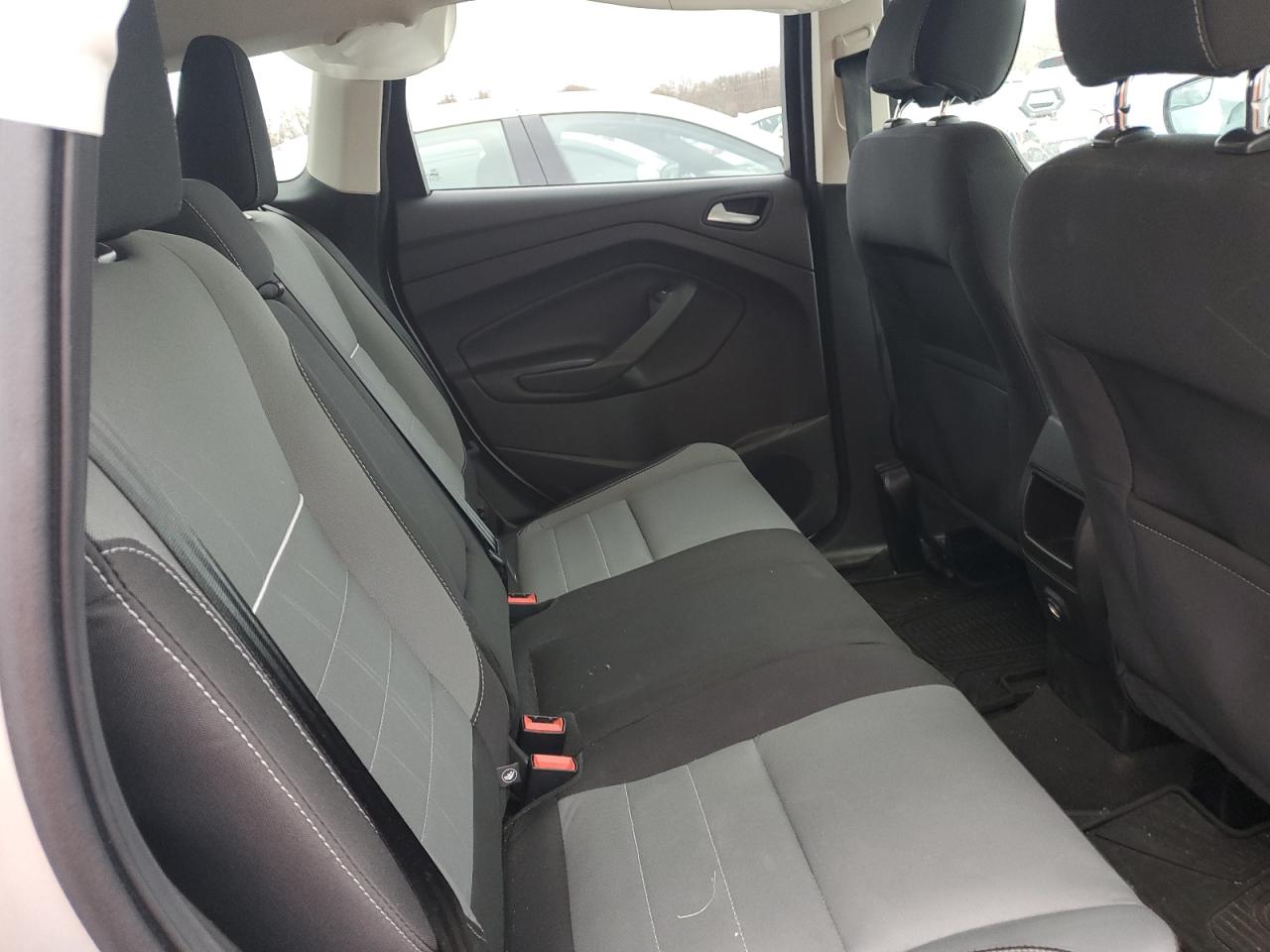 2015 Ford Escape Se VIN: 1FMCU9GX4FUA73071 Lot: 92694865