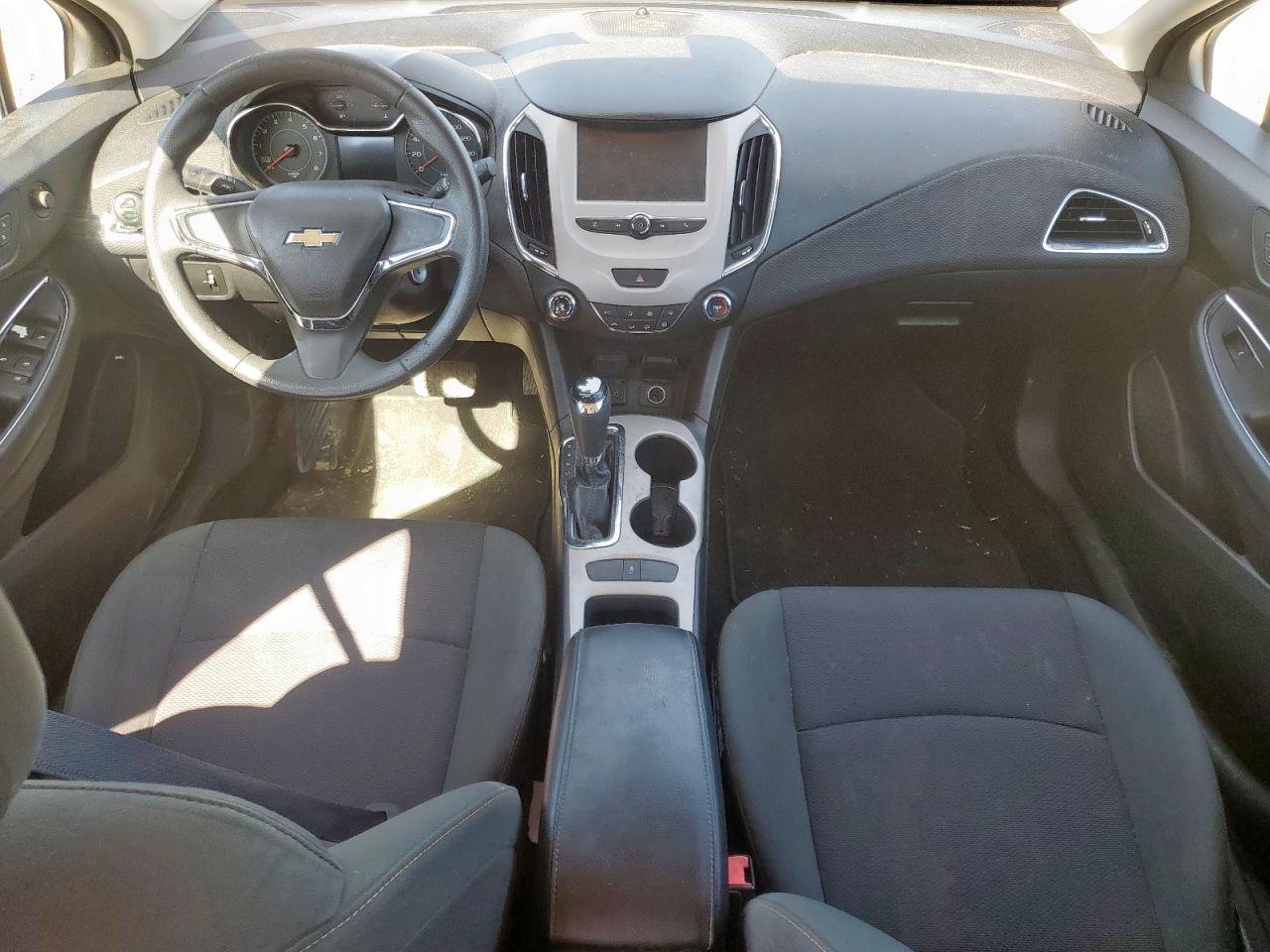 2017 Chevrolet Cruze Ls VIN: 1G1BC5SM7H7124923 Lot: 92221675