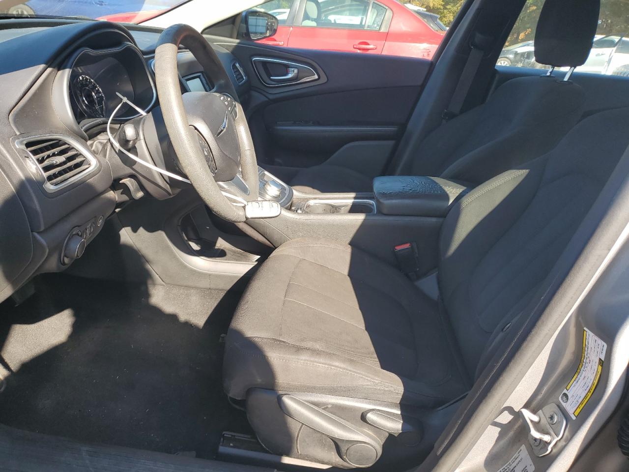 2015 Chrysler 200 Limited VIN: 1C3CCCABXFN702154 Lot: 82697925