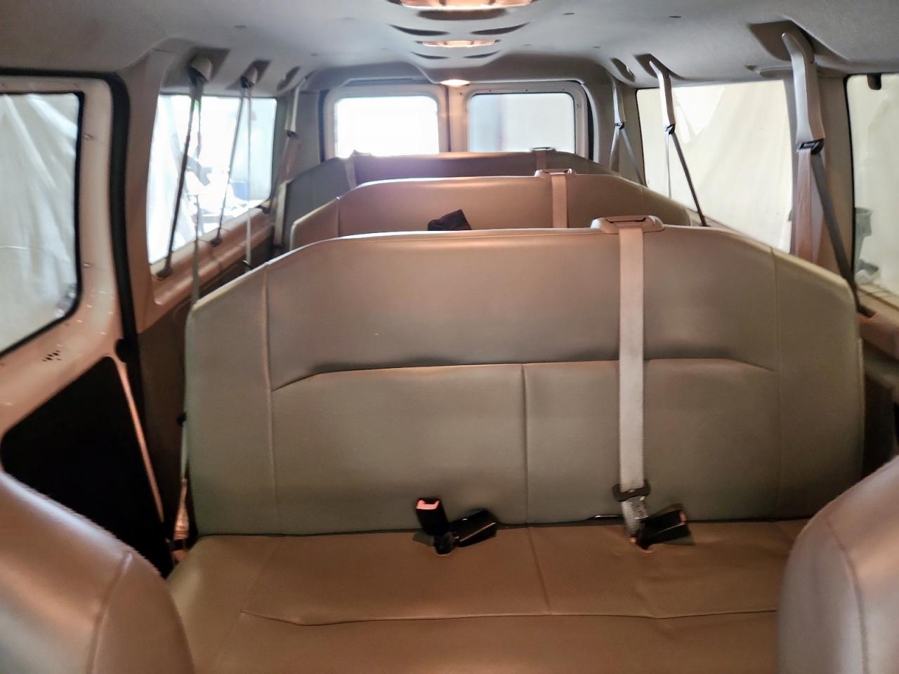 2013 Ford Econoline E350 Super Duty Wagon VIN: 1FBNE3BL7DDA48825 Lot: 92715655