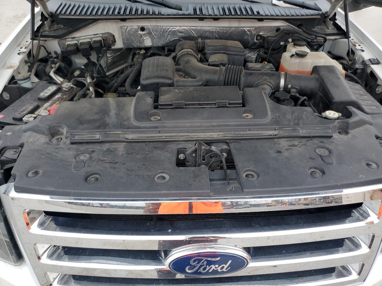 2011 Ford Expedition Limited VIN: 1FMJU2A52BEF54995 Lot: 92996245