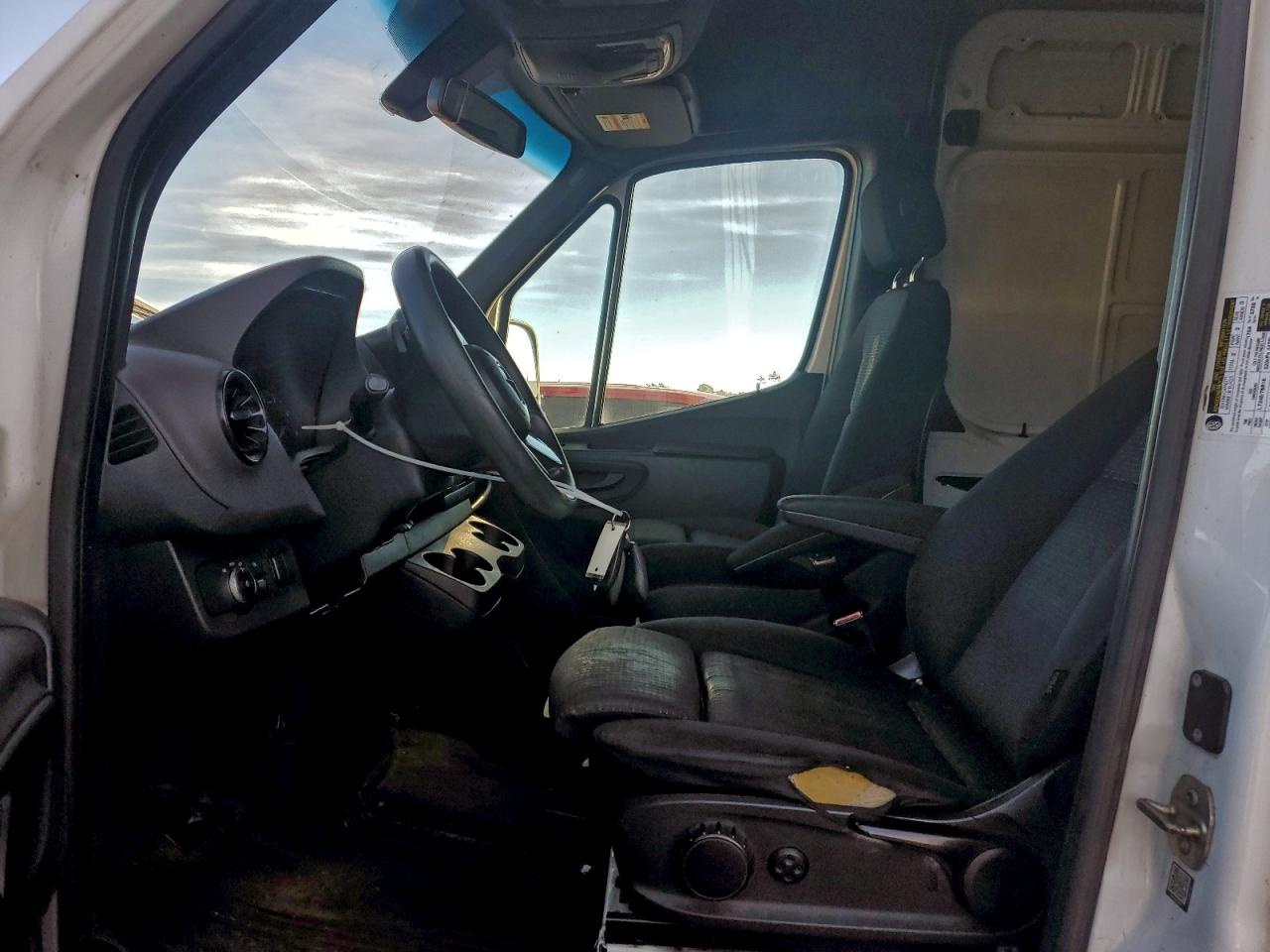 2019 Mercedes-Benz Sprinter 2500/3500 VIN: WD4PF1CDXKT007868 Lot: 94468005