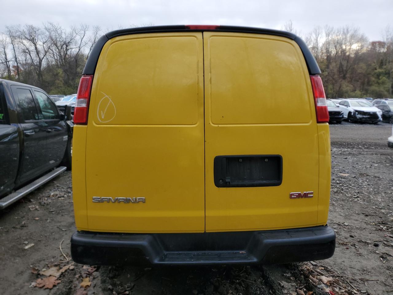 2020 GMC Savana G2500 VIN: 1GTW7AFG2L1252332 Lot: 90634225