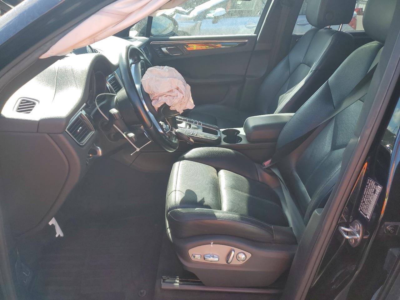 2018 Porsche Macan VIN: WP1AA2A51JLB07337 Lot: 93129045