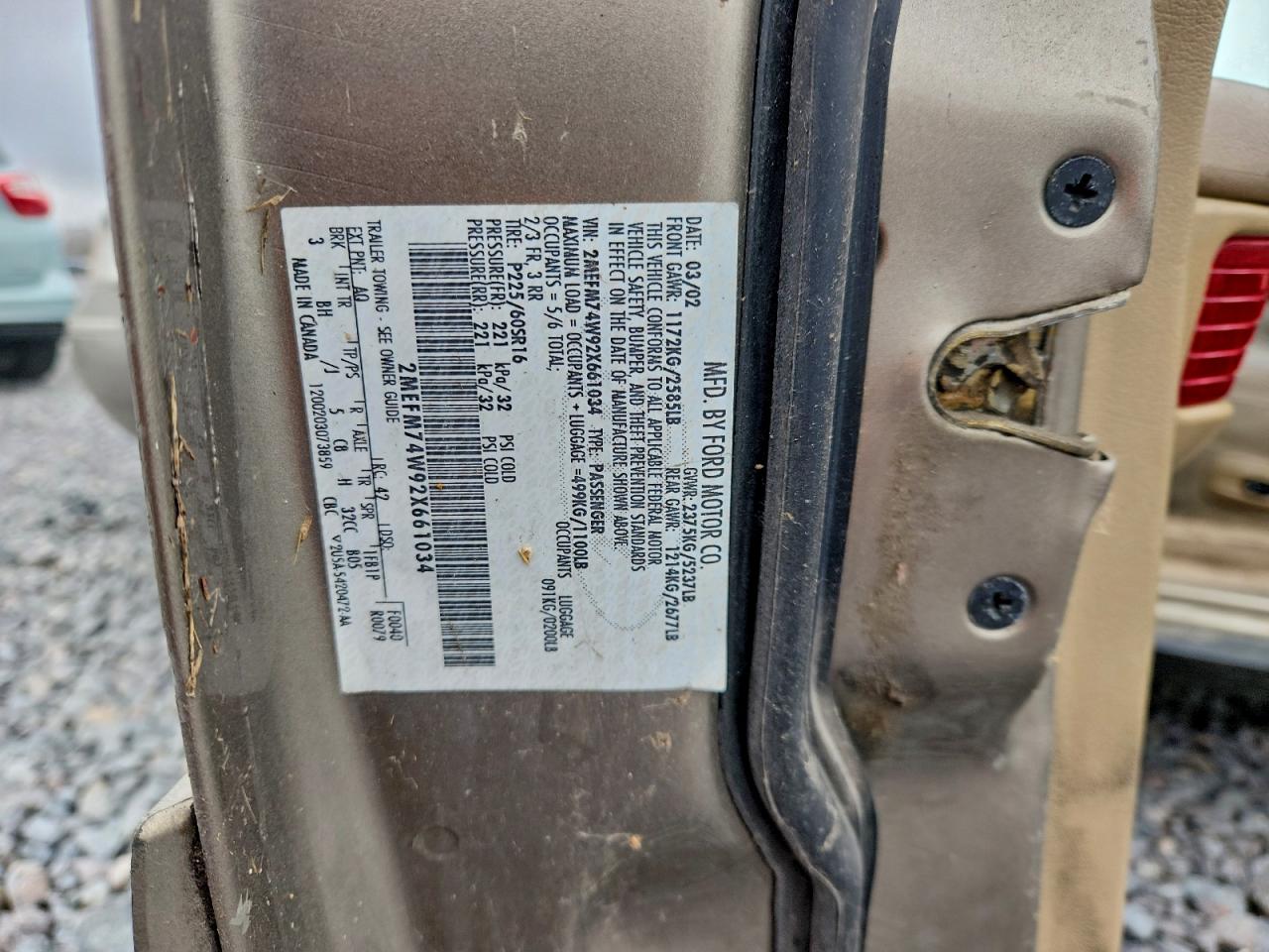 2002 Mercury Grand Marquis Gs VIN: 2MEFM74W92X661034 Lot: 94596135