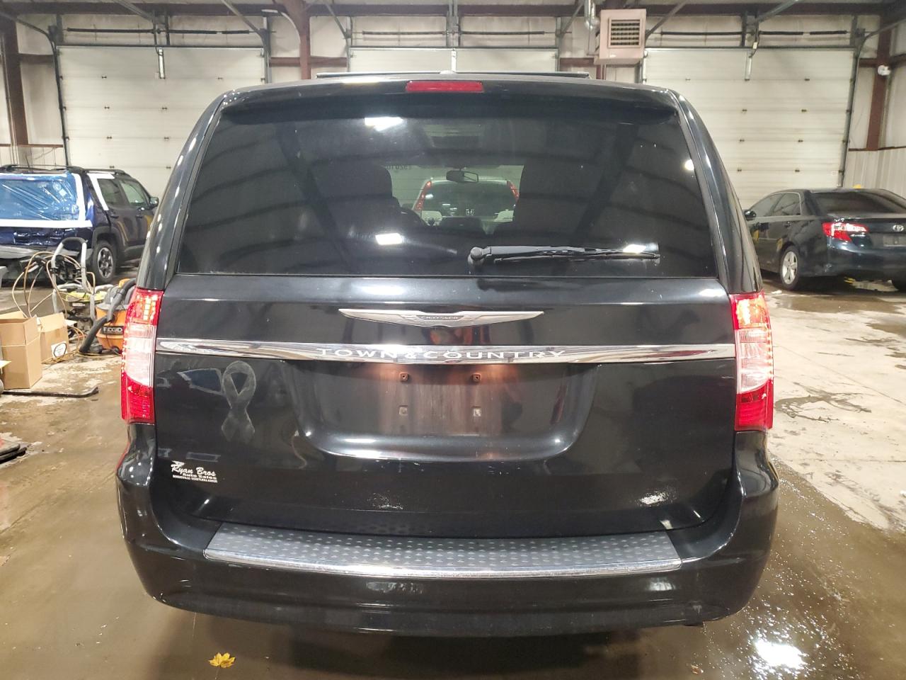 2014 Chrysler Town & Country Touring VIN: 2C4RC1BG4ER449774 Lot: 92010515