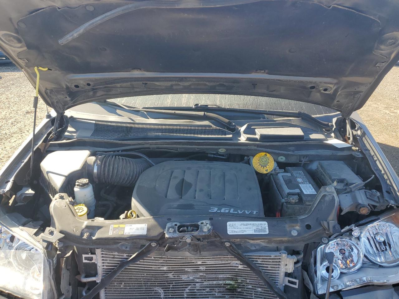 2018 Dodge Grand Caravan Sxt VIN: 2C4RDGCG4JR176103 Lot: 92858795