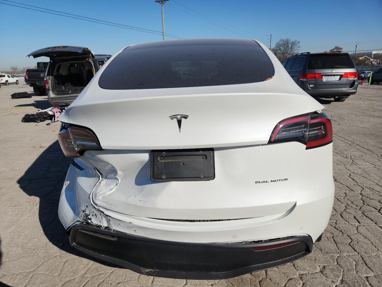 2021 Tesla Model Y VIN: 5YJYGDEEXMF146875 Lot: 92803665