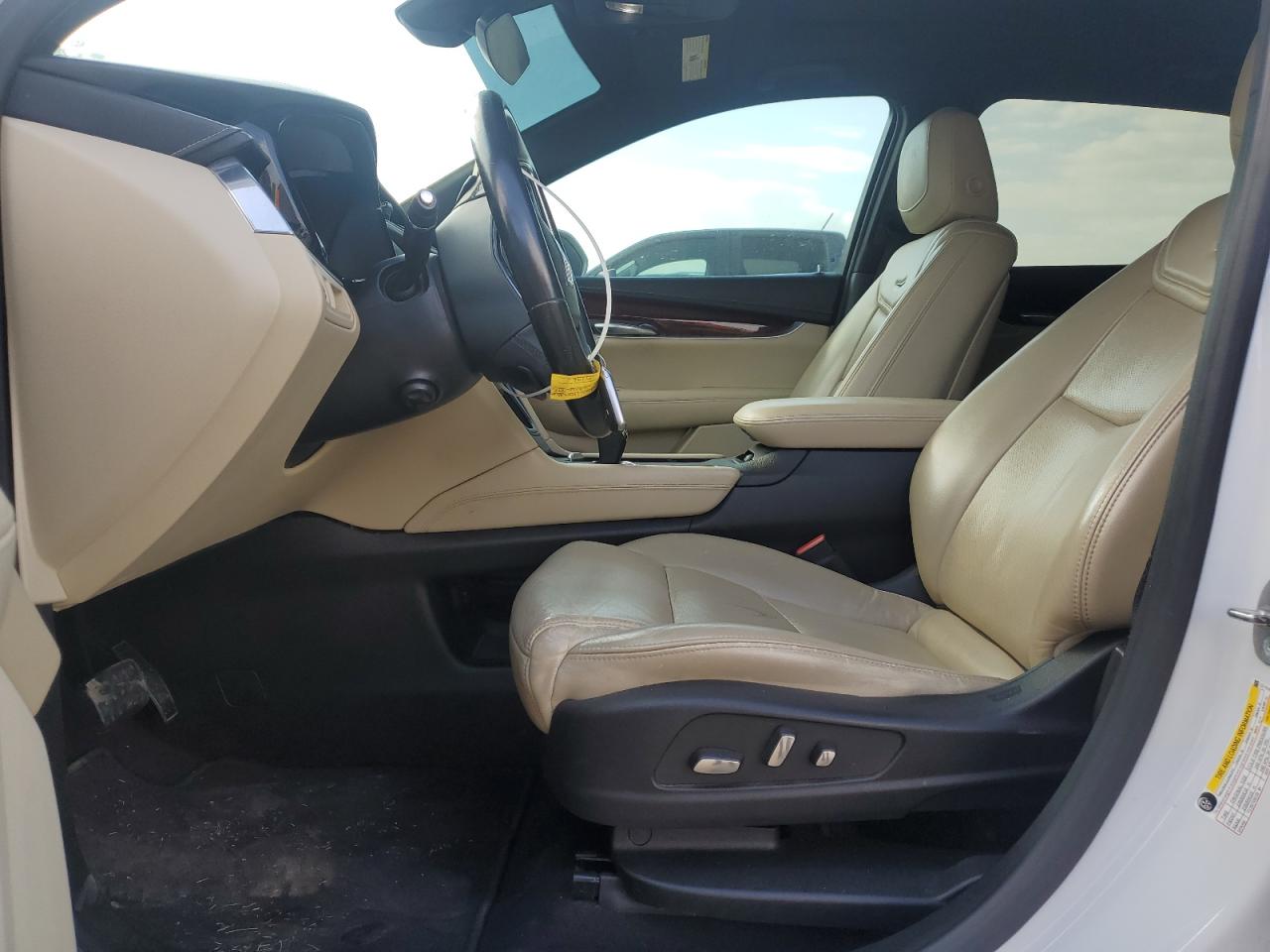 2018 Cadillac Xt5 Luxury VIN: 1GYKNCRS4JZ148255 Lot: 92304415