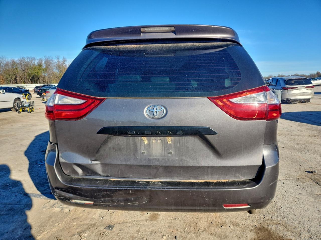 2015 Toyota Sienna VIN: 5TDZK3DC0FS531793 Lot: 93766575