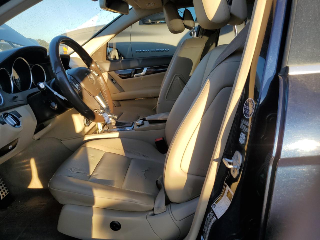 2014 Mercedes-Benz C 250 VIN: WDDGF4HB0EA965393 Lot: 90299005