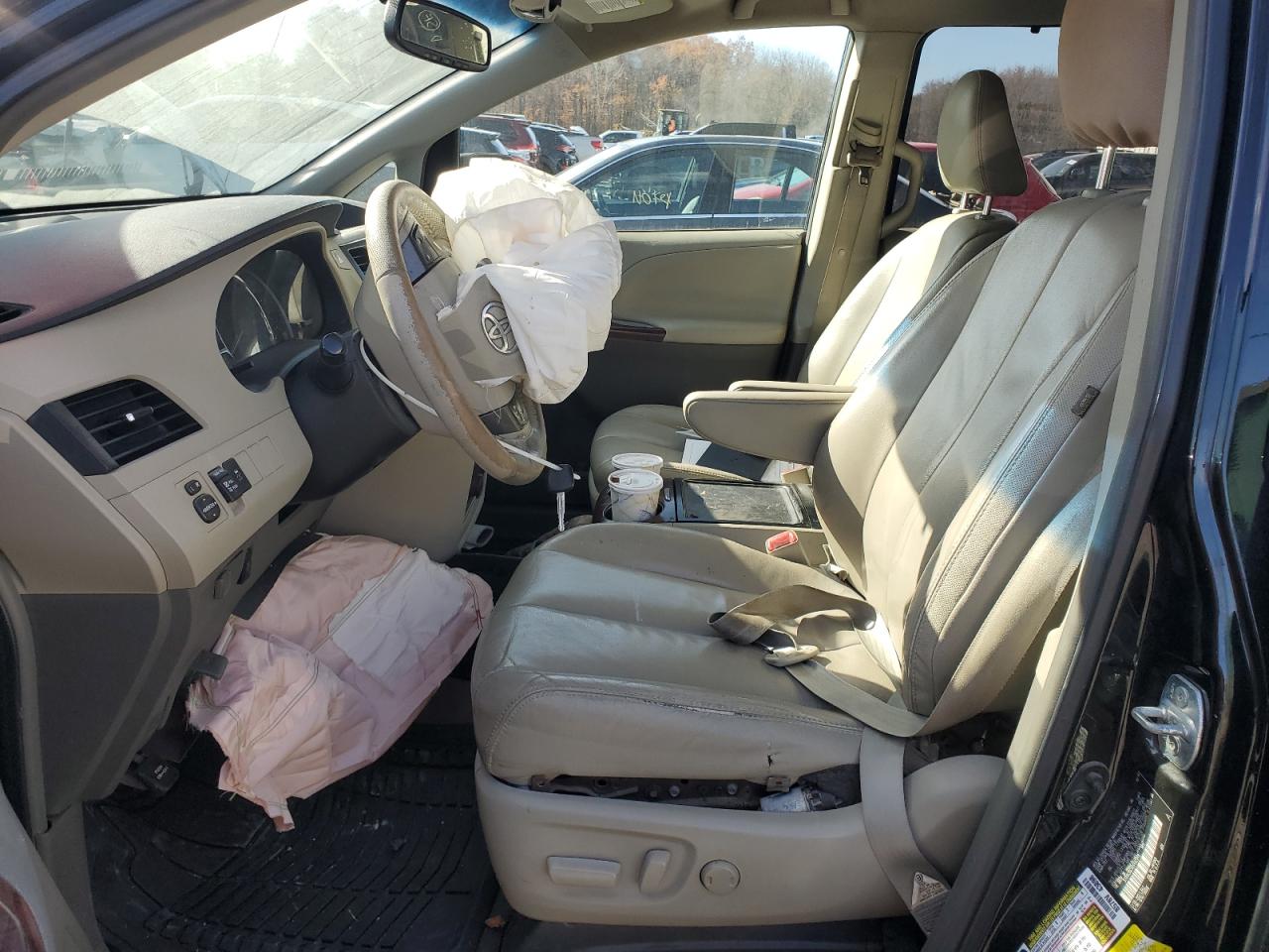 2014 Toyota Sienna Xle VIN: 5TDYK3DC4ES442349 Lot: 92230945