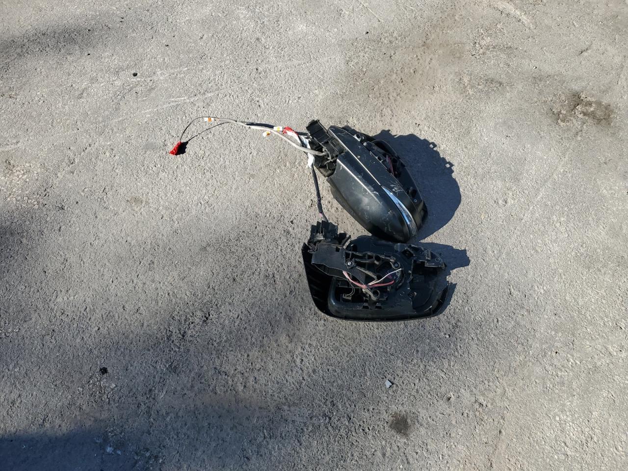 2017 Toyota Rav4 Xle VIN: JTMWFREV5HD103128 Lot: 92532355