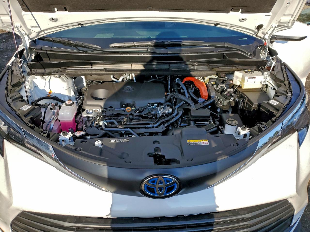 2025 Toyota Sienna Xle VIN: 5TDJSKFC3SS215013 Lot: 94161695