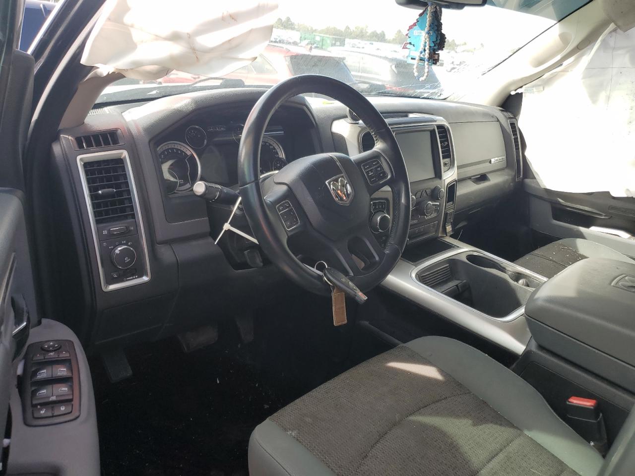 2017 Ram 1500 Slt VIN: 3C6RR7LT3HG525029 Lot: 91105745