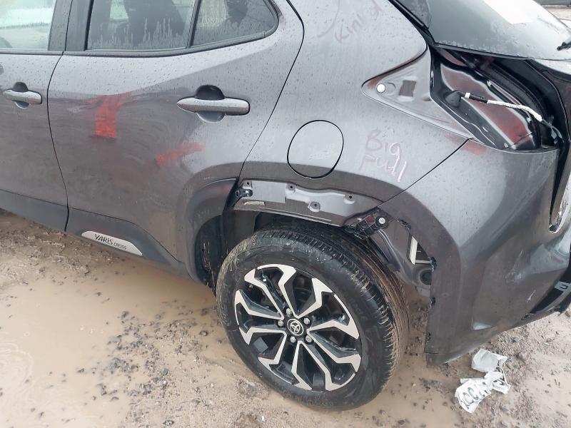 2024 TOYOTA YARIS CROSS 1.5 HYBRID DESIGN 5DR CVT