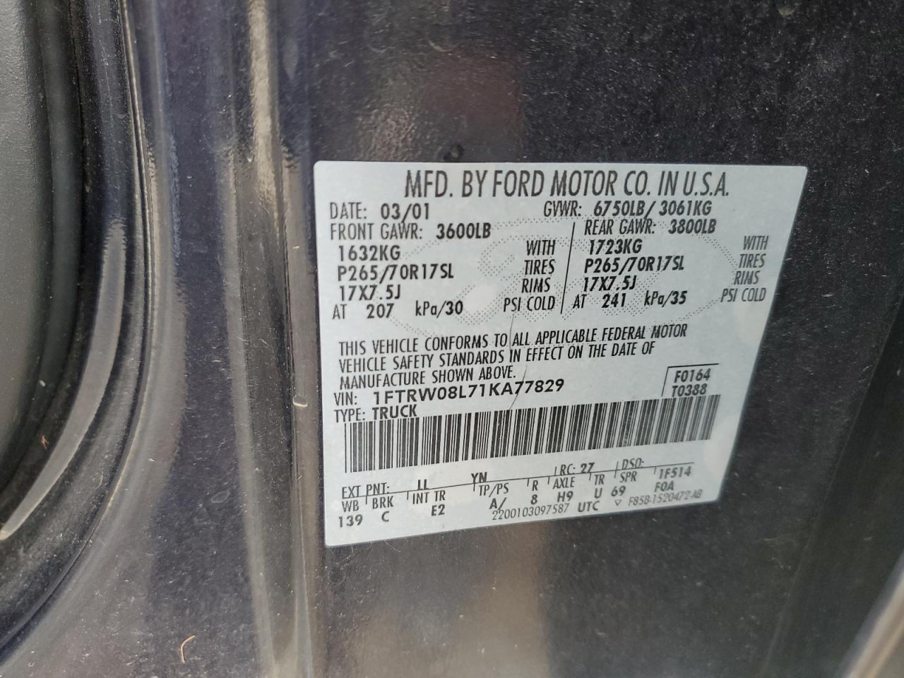 2001 Ford F150 Supercrew VIN: 1FTRW08L71KA77829 Lot: 92270935