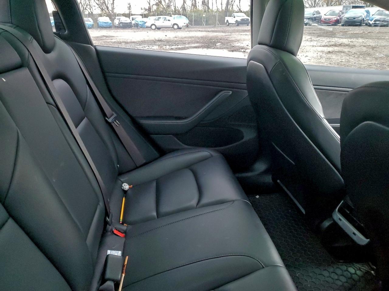 2018 Tesla Model 3 VIN: 5YJ3E1EB9JF118629 Lot: 94346515