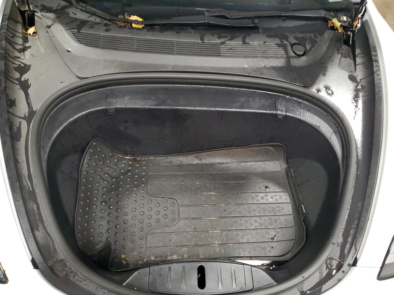 2019 Tesla Model 3 VIN: 5YJ3E1EA1KF302018 Lot: 92988705